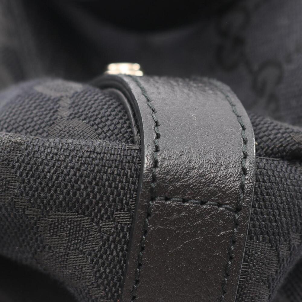 GUCCI Authentic Black Leather Shoulder Bag - Picture 5 of 8